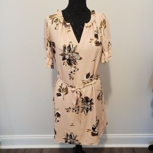 Kaari Blue Short Sleeve Tie Waist Floral Cruising and Resort Dress Size M NWT